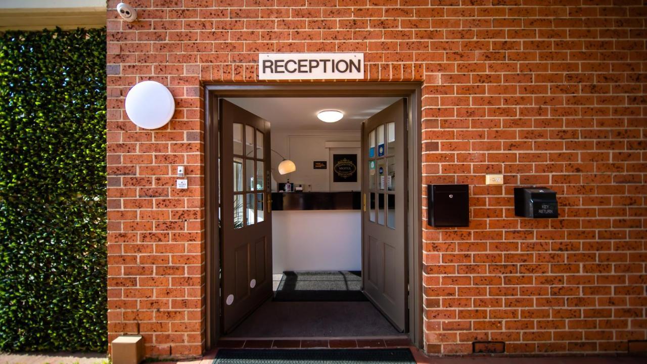 Hamilton'S Queanbeyan Motel Eksteriør billede